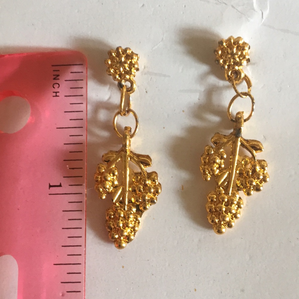 Jewelry - Picture 3 of 3